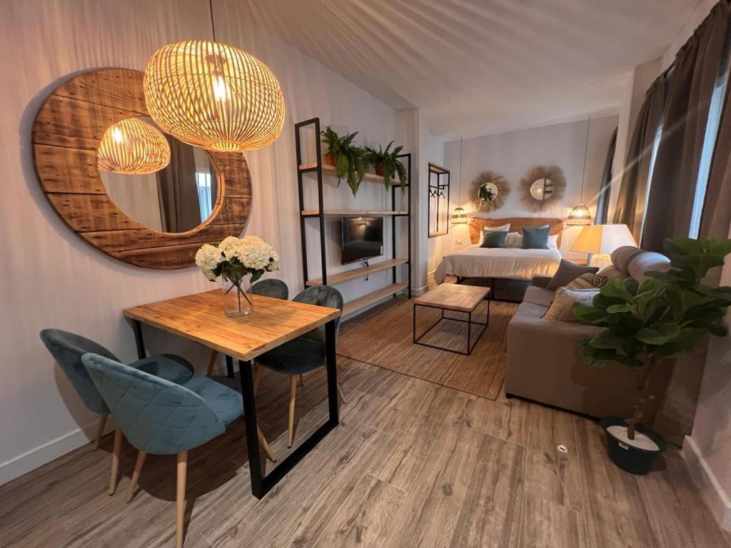Loft Deluxe Herreria 6 - Vivienda Vacacional. El Puerto de Santa Maria Bagian luar foto